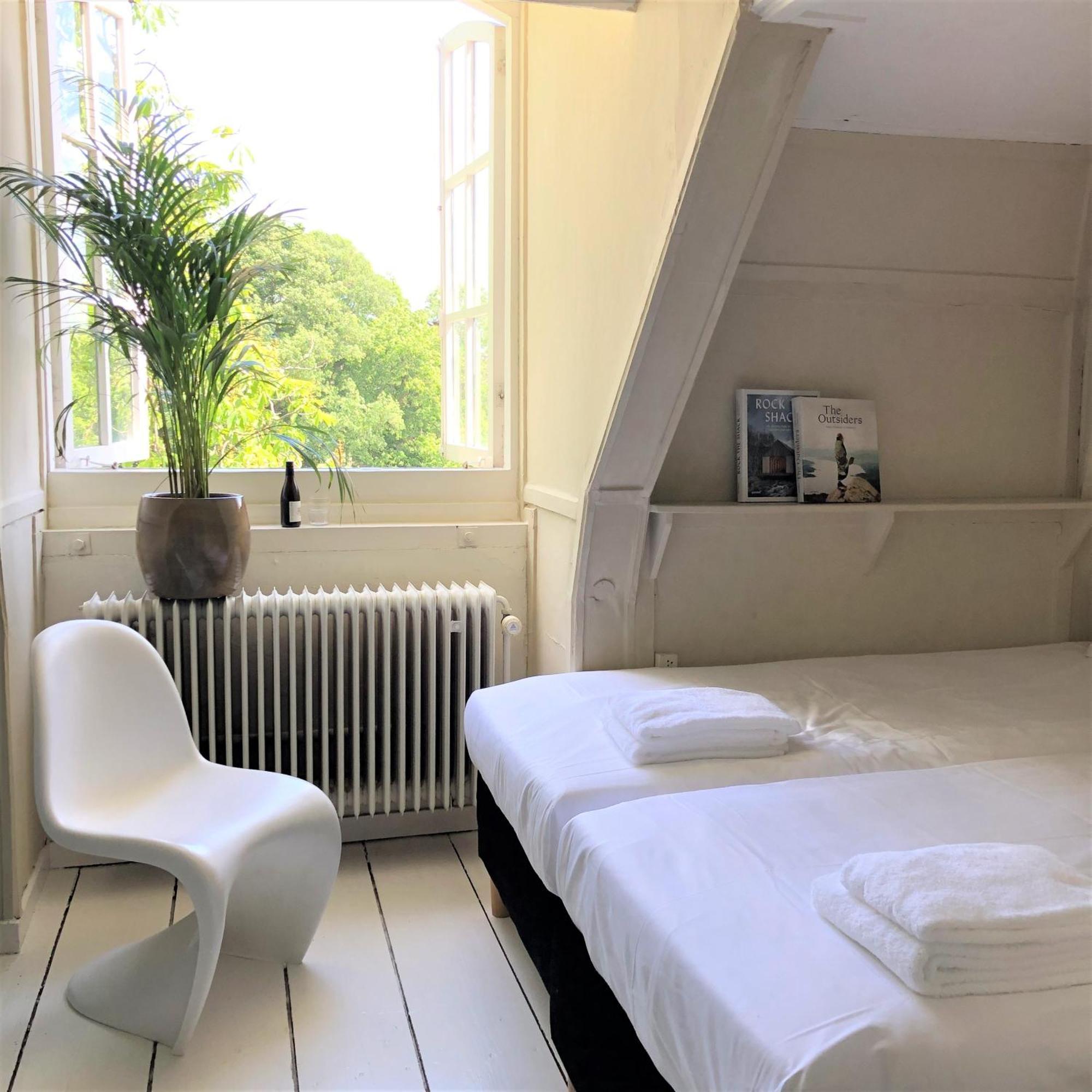 Eco Hotel Plantage Rococo Велсен-Зёйд Номер фото